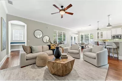 3203 Lake Green Court, Tampa, FL 33611 - Photo 3