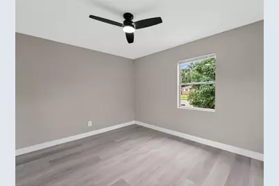 1900 25th Street S, Saint Petersburg, FL 33712 - Photo 23