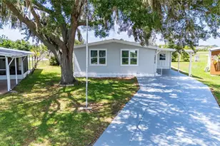 34010 Estates Ln, Wesley Chapel, FL 33543 - Photo 29