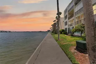7920 Sun Island Dr S, South Pasadena, FL 33707 - Photo 1