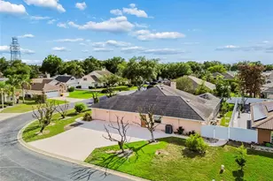 5510 Highlands Vista Cir, Lakeland, FL 33812 - Photo 3
