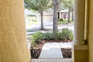 2345 Roanoke Springs Dr, Ruskin, FL 33570 - Photo 3