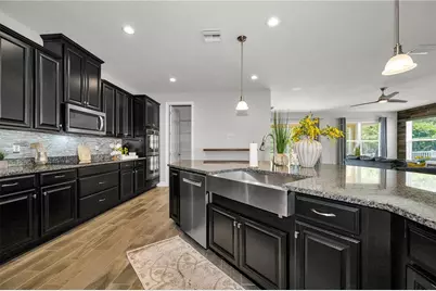 18233 Roseate Drive, Lutz, FL 33558 - Photo 11