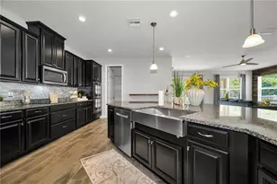 18233 Roseate Dr, Lutz, FL 33558 - Photo 11