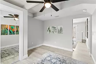 520 Lake Maggiore Blvd S, Saint Petersburg, FL 33705 - Photo 23