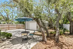 520 Lake Maggiore Blvd S, Saint Petersburg, FL 33705 - Photo 15