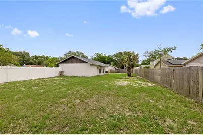8517 Renald Boulevard, Tampa, FL 33637 - Photo 17