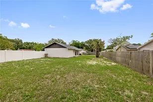 8517 Renald Blvd, Tampa, FL 33637 - Photo 17