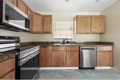 8517 Renald Boulevard, Tampa, FL 33637 - Photo 7