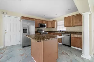 8517 Renald Blvd, Tampa, FL 33637 - Photo 5