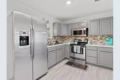 7206 Schering Street, Weeki Wachee, FL 34613 - Photo 25