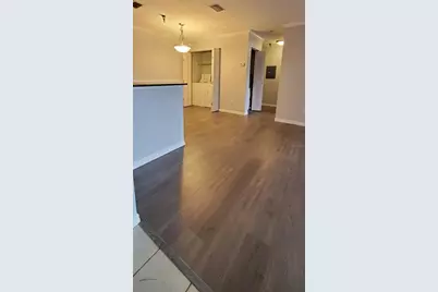 10263 Gandy Boulevard N #403, Saint Petersburg, FL 33702 - Photo 9