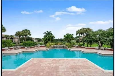 10263 Gandy Boulevard N #403, Saint Petersburg, FL 33702 - Photo 21