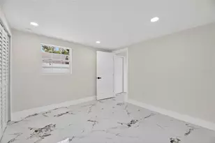 9608 N Aster Ave, Tampa, FL 33612 - Photo 43