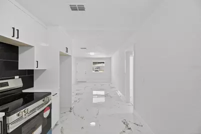 9608 N Aster Avenue, Tampa, FL 33612 - Photo 57
