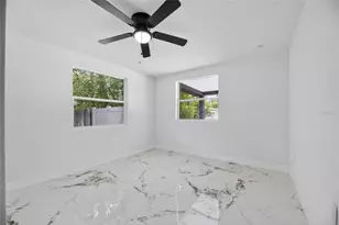 9608 N Aster Ave, Tampa, FL 33612 - Photo 17