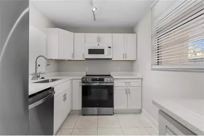 7425 Bay Island Drive S #104, South Pasadena, FL 33707 - Photo 13