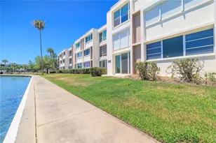 7425 Bay Island Dr S, South Pasadena, FL 33707 - Photo 37