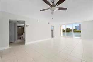 7425 Bay Island Dr S, South Pasadena, FL 33707 - Photo 17
