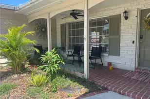 1700 Rosery Rd NE, Largo, FL 33771 - Photo 1