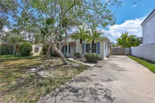 604 E Davis Blvd, Tampa, FL 33606 - Photo 3