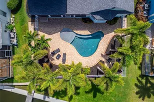 5722 Sea Trout Pl, Apollo Beach, FL 33572 - Photo 5