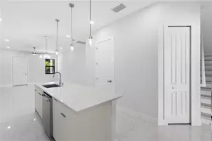 7015 N Central Ave, Tampa, FL 33604 - Photo 11