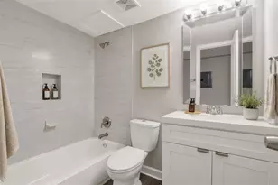 8345 13th St N, Saint Petersburg, FL 33702 - Photo 15