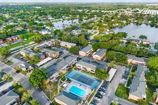 8345 13th St N, Saint Petersburg, FL 33702 - Photo 25
