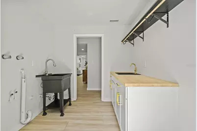 1905 Oro Court, Clearwater, FL 33764 - Photo 23
