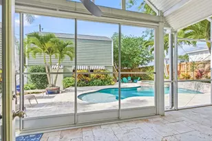 888 16th Ave N, Saint Petersburg, FL 33704 - Photo 49