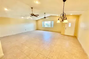 3127 Corona Dr, Holiday, FL 34690 - Photo 3