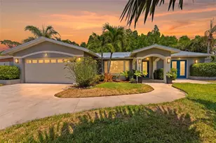 4096 38th St S, Saint Petersburg, FL 33711 - Photo 1