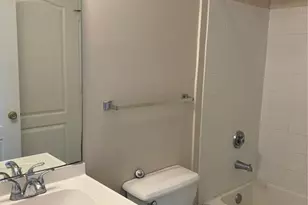 10526 Villa View Cir, Tampa, FL 33647 - Photo 23