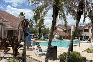 10526 Villa View Cir, Tampa, FL 33647 - Photo 3