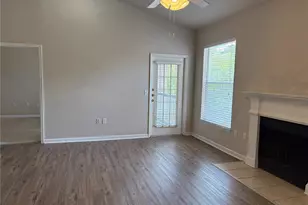 10526 Villa View Cir, Tampa, FL 33647 - Photo 7