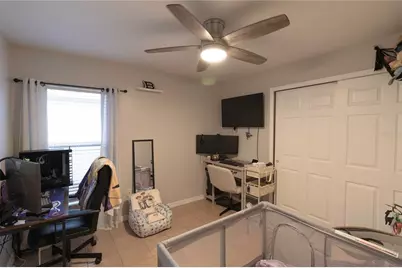 11910 Mango Groves Boulevard, Seffner, FL 33584 - Photo 9