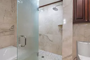 300 Beach Dr NE, Saint Petersburg, FL 33701 - Photo 21