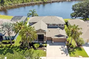 8758 Crystal Creek Ct, Land O Lakes, FL 34638 - Photo 5
