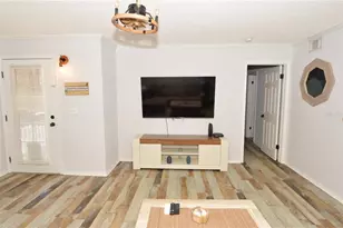 10200 Gandy Blvd N, Saint Petersburg, FL 33702 - Photo 21