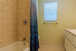 802 8th St N, Saint Petersburg, FL 33701 - Photo 23