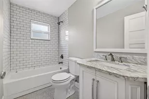 4200 Beach Dr SE, Saint Petersburg, FL 33705 - Photo 11