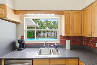 10651 125th Avenue, Largo, FL 33773 - Photo 3