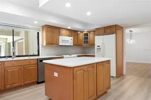 3119 Hyde Park Dr, Clearwater, FL 33761 - Photo 13