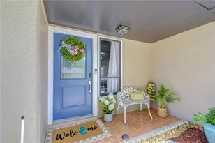 15747 Scrimshaw Dr, Tampa, FL 33624 - Photo 9