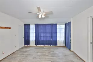 1216 Valley Forge Blvd, Sun City Center, FL 33573 - Photo 13