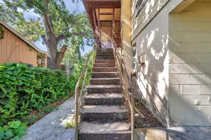 7180 50th Ave N, Saint Petersburg, FL 33709 - Photo 9