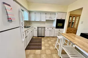 2292 Costa Rican Dr, Clearwater, FL 33763 - Photo 7