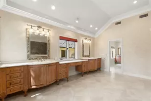 16310 Avila Blvd, Tampa, FL 33613 - Photo 47