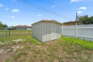 11465 69th Ave, Seminole, FL 33772 - Photo 31